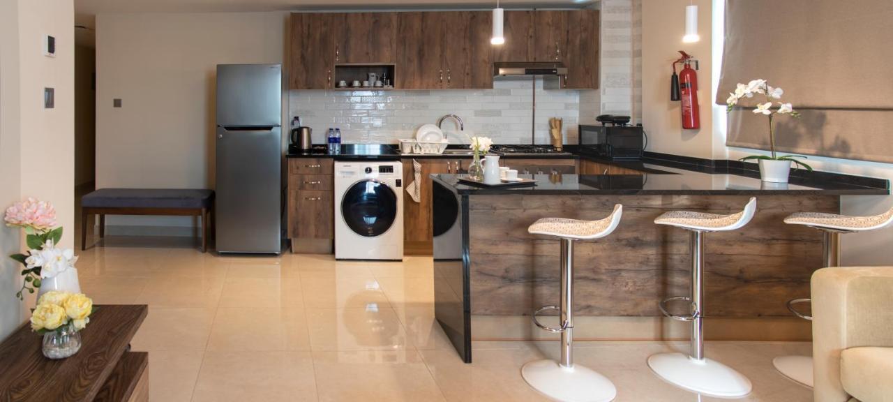 Viola Hotel Apartments Σάρτζα Εξωτερικό φωτογραφία